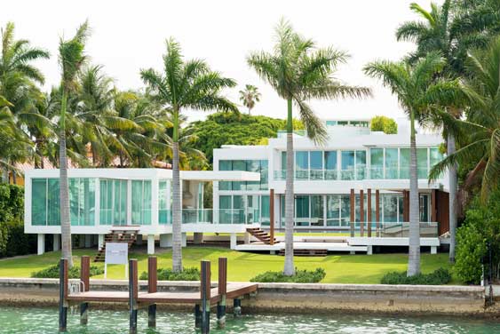 Viewing star island mansion while on yacht