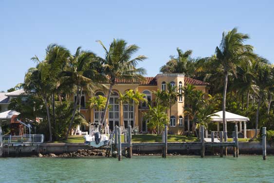 Viewing star island mansion while on yacht
