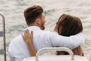 romantic date private yacht